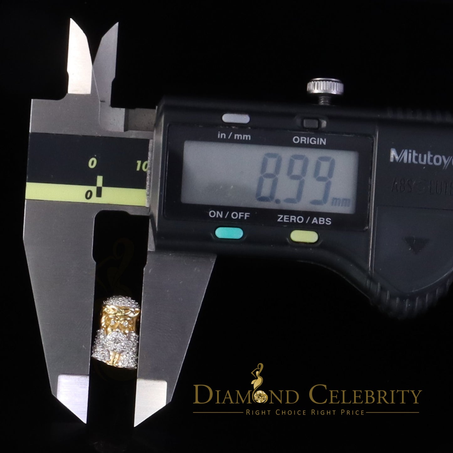 DiamondCelebritees Jesus Face 0.33ct VVS 'D' Moissanite Men's/Womens 925 Yellow Silver StudEarrings
