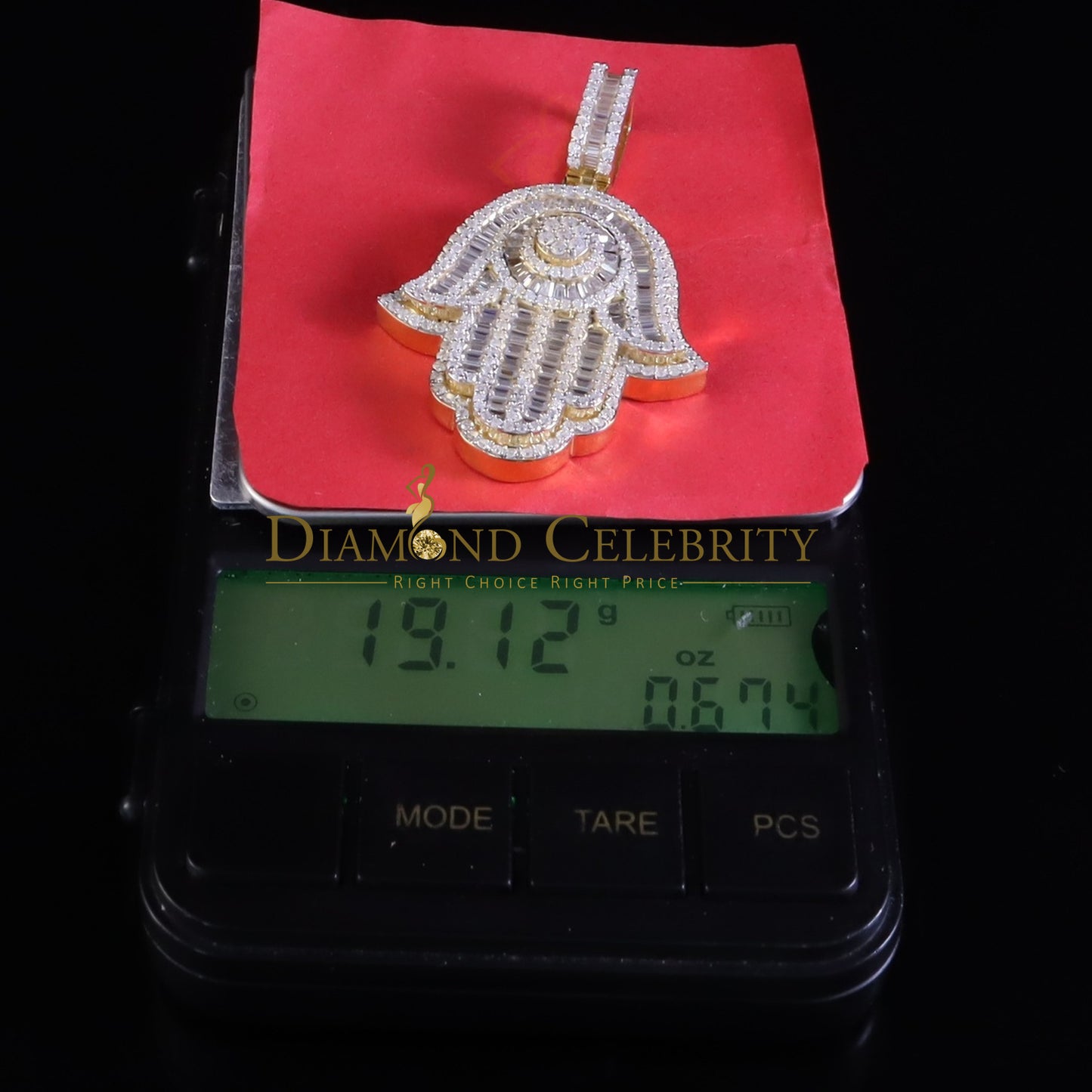 Diamondcelebritees Men's/Women's New Hamsa Pendant 8.0ct VVS D Moissanite Yellow Sterling Silver