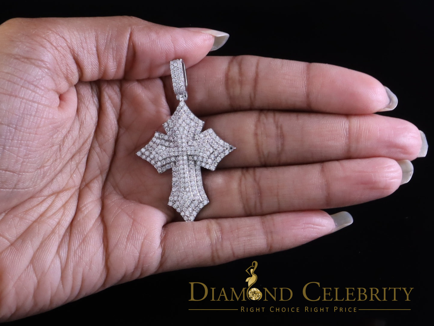 Diamondcelebritees Charm CROSS Pendant 2.50ct VVS D Moissanite White Sterling Silver Men's & Women