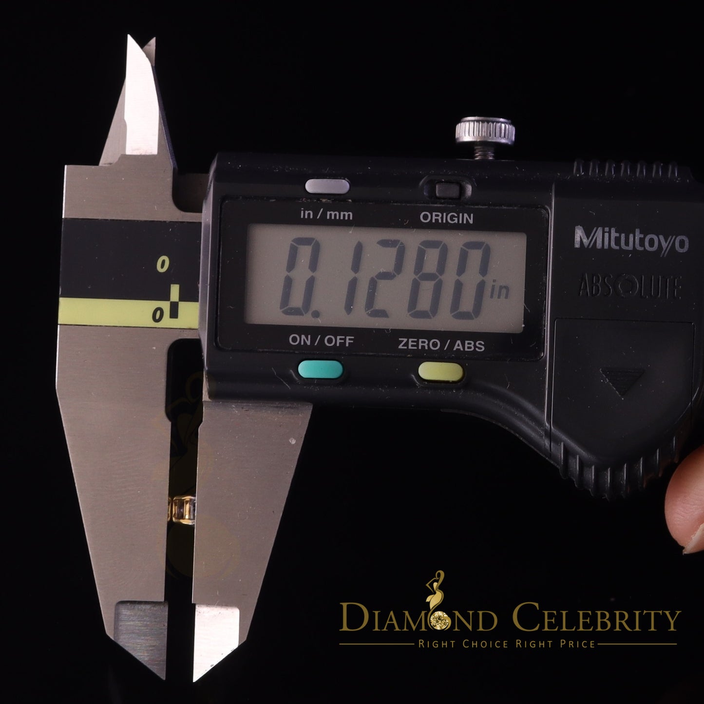 DiamondCelebritees Round 0.50ct VVS 'D' Moissanite Men's/Womens 925 Silver Yellow Stud Earrings