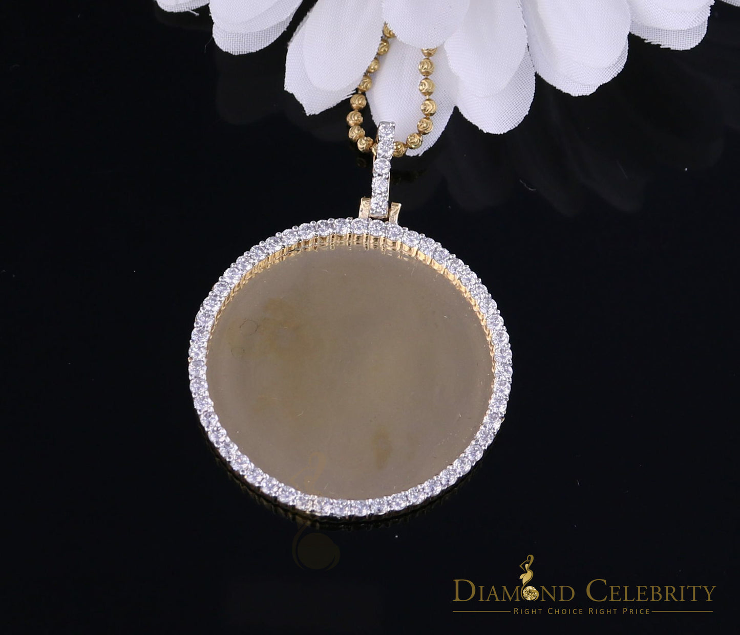 DiamondCelebritees 1.50" Picture Round Yellow Pendant Round Sterling Silver 3.42ct Cubic Zirconia