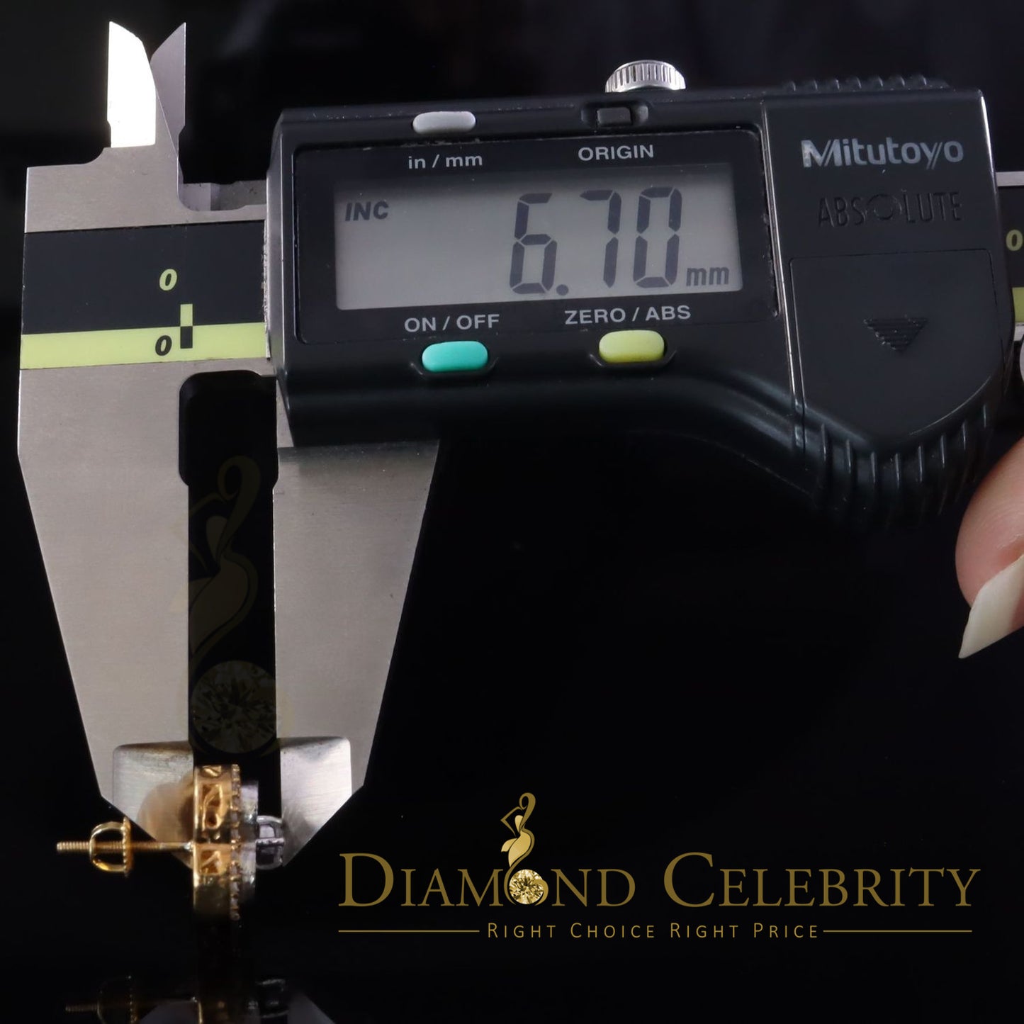 DiamondCelebritees 925 Yellow Silver0.66ct VVS 'D' Moissanite Square Stud Earring Men's/Womens