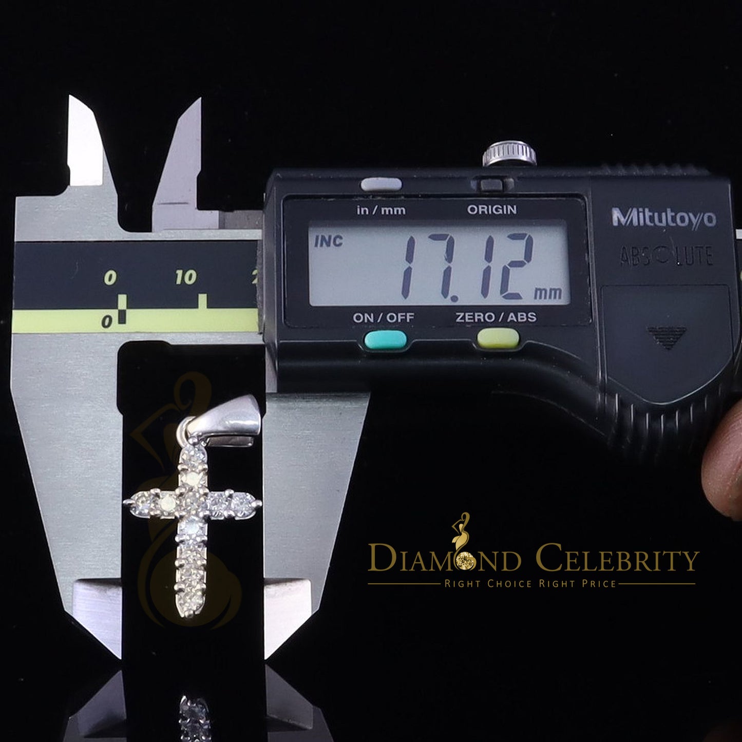 DiamondCelebritees White 925 Sterling Silver Attractive special CROSS Pendant 2.09ct Cubic Zirconia