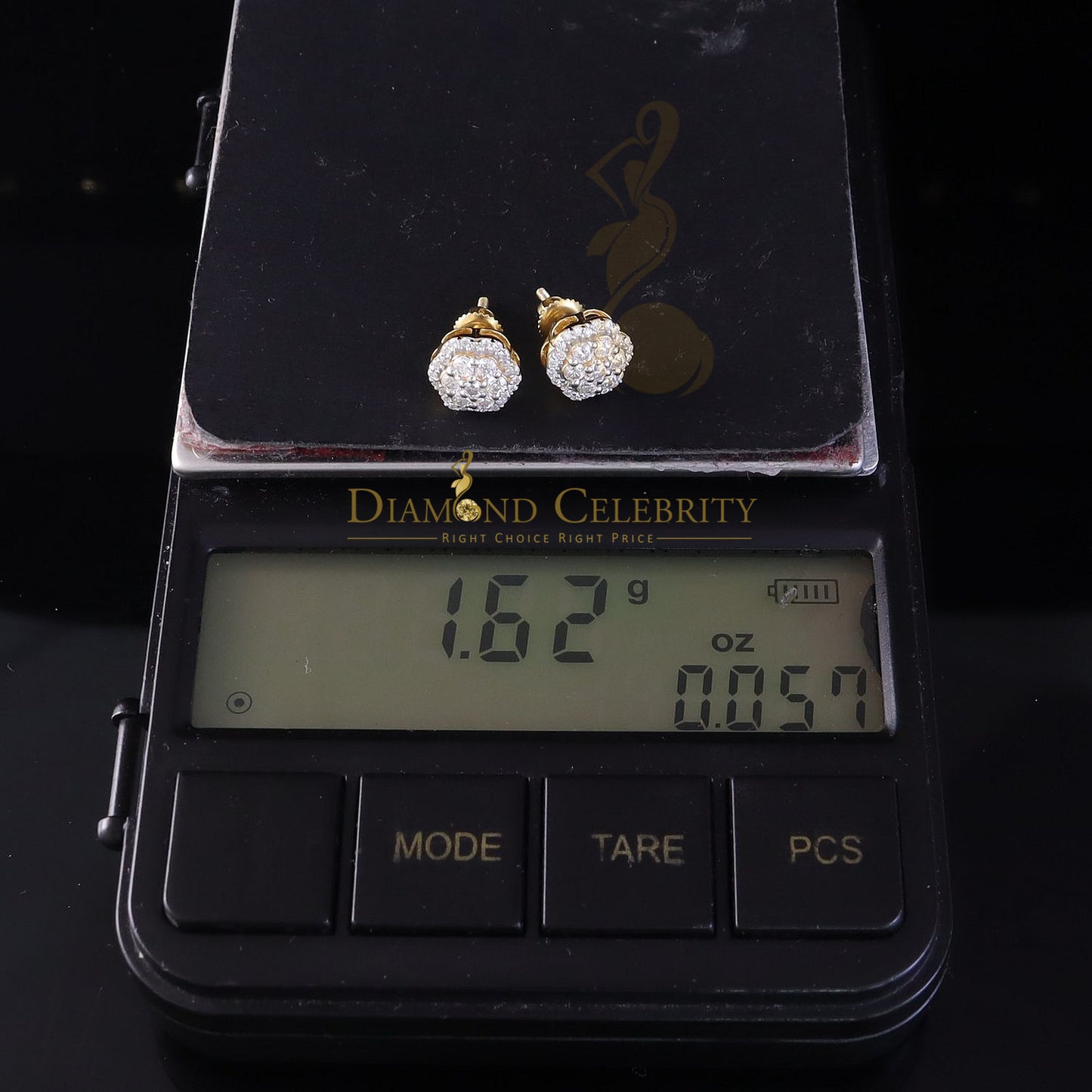 DiamondCelebritees 0.50ct VVS D Moissanite Floral Stud Earrings 925 Silver Yellow for men & Women