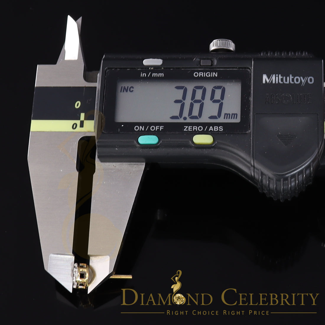 DiamondCelebritees0.50 CT Real Diamond with 10K Real Yellow Gold with Round Stud Earrings