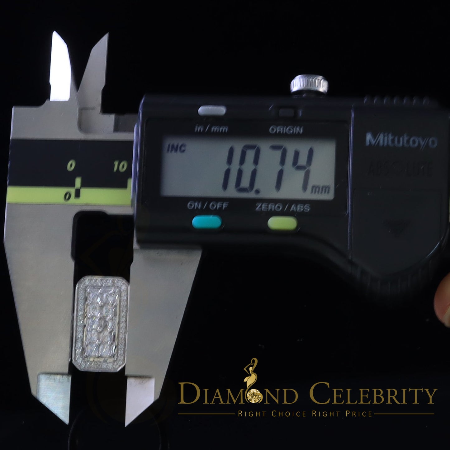 DiamondCelebritees 925 Sterling White Silver with Cubic Zirconia 2.75 ct Rectangle Ring Size 7