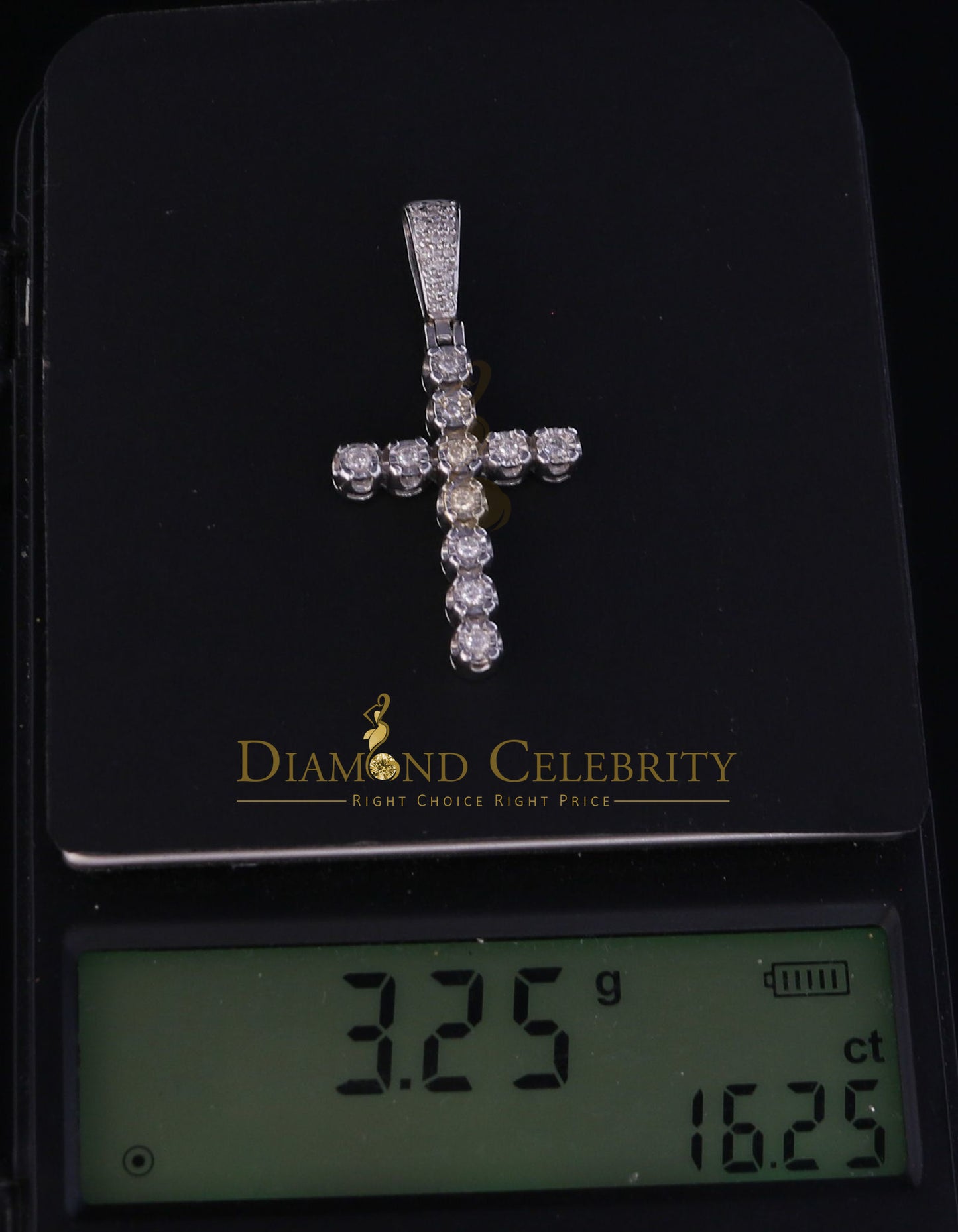 DiamondCelebritees Real 0.33ct Diamond Sterling Silver CROSS Charm Fashion Necklace Pendant White