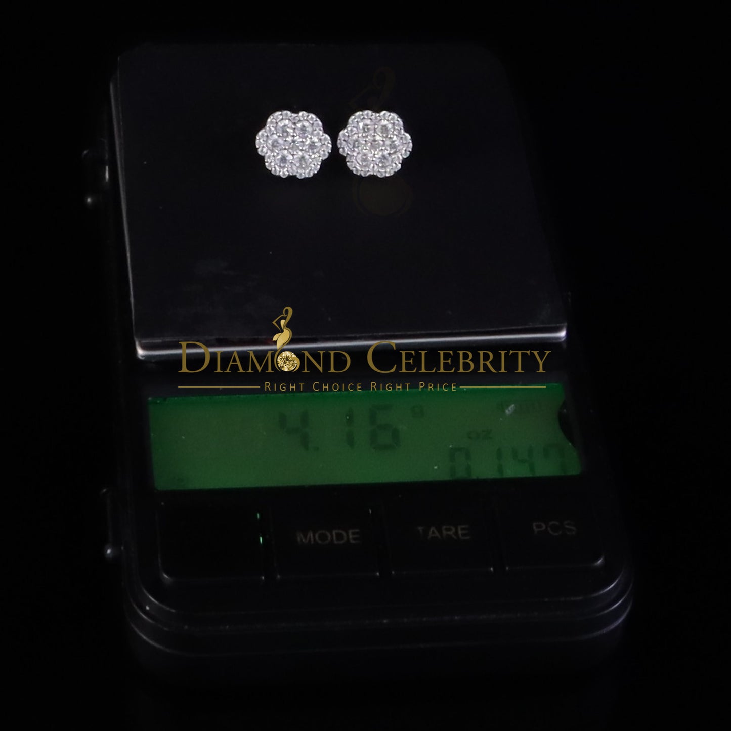 Diamondcelebritees 1.50ct VVS 'D' Moissanite Men's/Women 925 Silver White Flower Shape Stud Earring