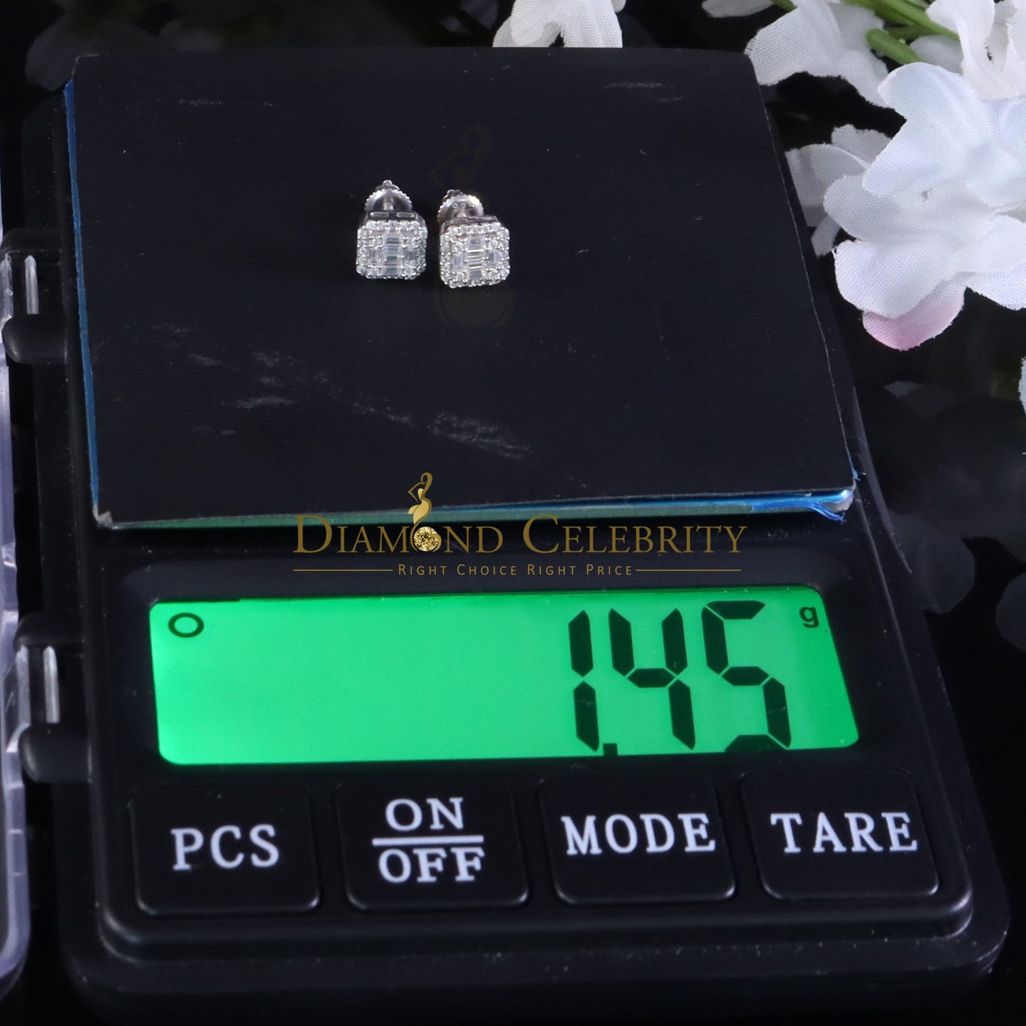 Diamondcelebritees Men's/Womens 925 Silver White 0.25ct VVS 'D' Moissanite Square Stud Earrings