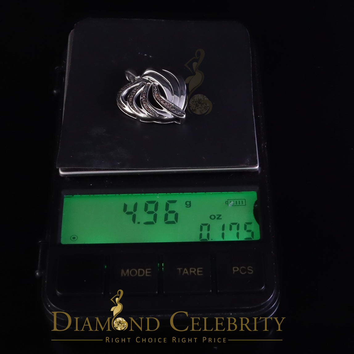 DiamondCelebritees White Heart Shape looking 925 Sterling Silver Pendant 0.22ct Cubic Zirconia