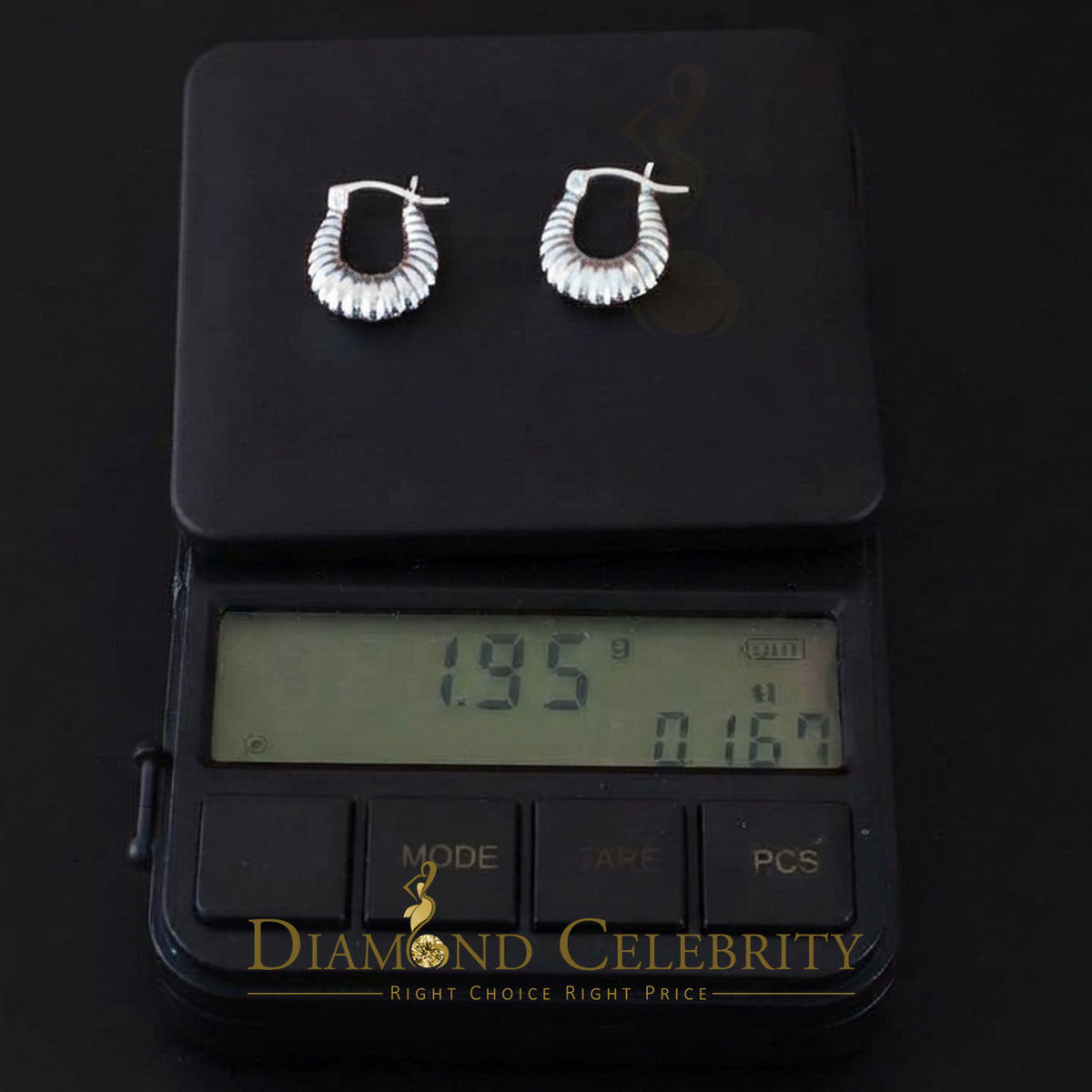 925 Silver 14mm Textured U-hoop or shrimp-style earrings with a ribbed pattern