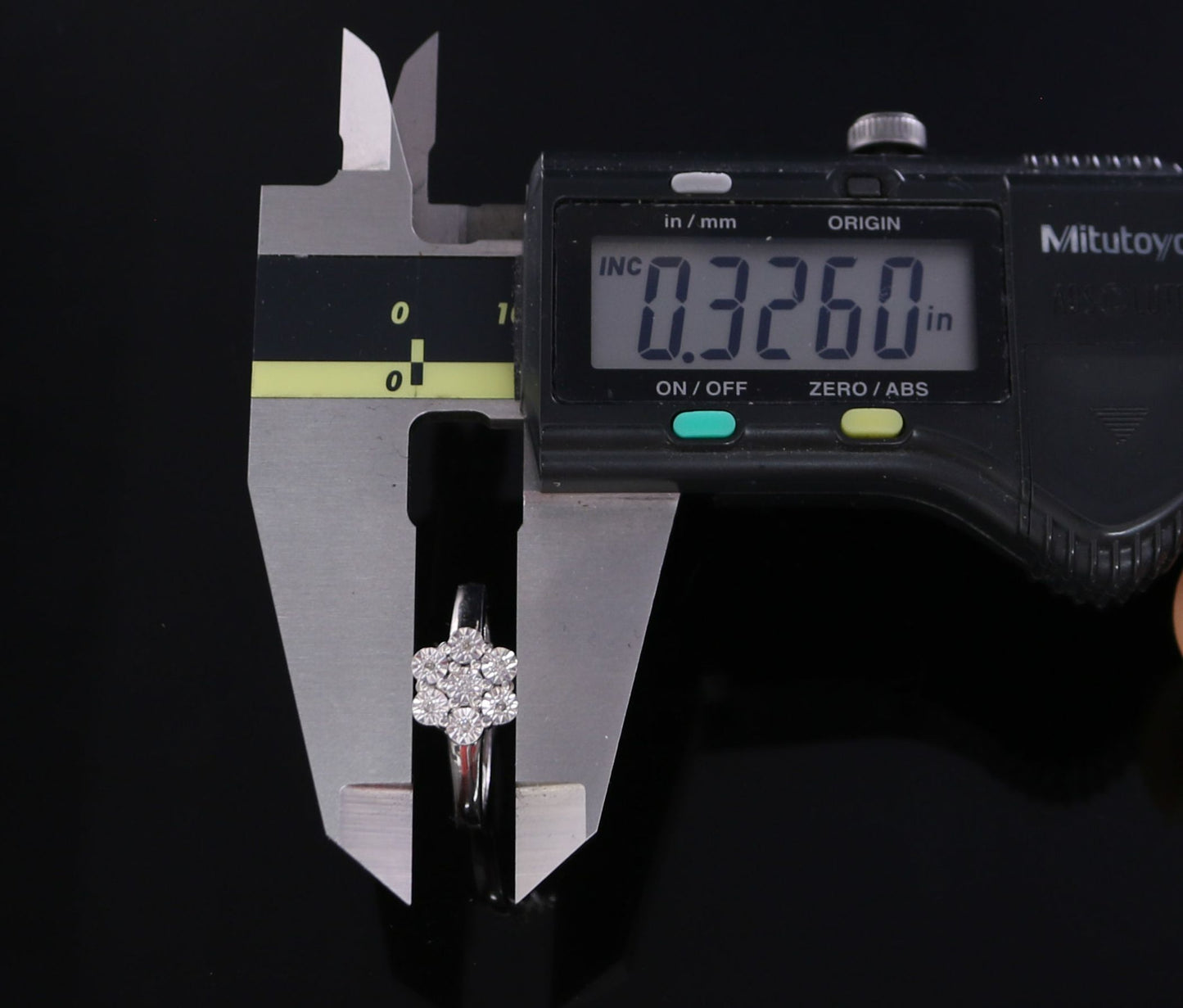 DiamondCelebritees 0.05 CT Real Diamond 925 Sterling Silver White Luxury Womens Floral Ring Size 7
