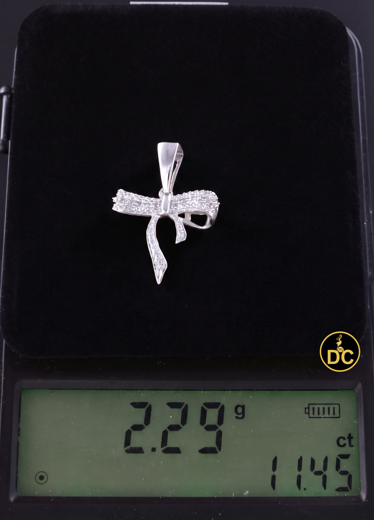 DiamondCelebritees  925 Sterling Silver Real 0.05CT Diamond Ribbon Bow White 18mm Necklace Pendant