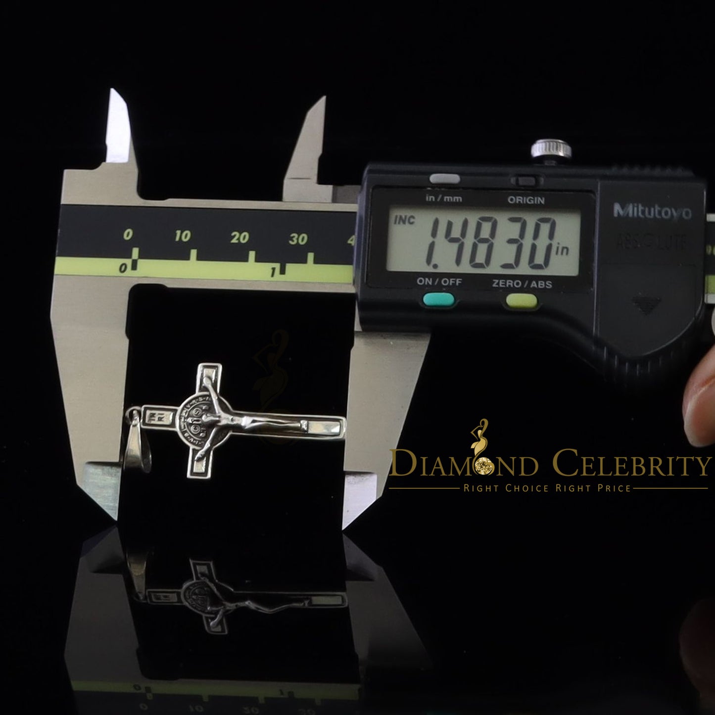 DiamondCelebritees 925 Sterling Silver Men's/Women's Jesus Cross Pendant White Religious