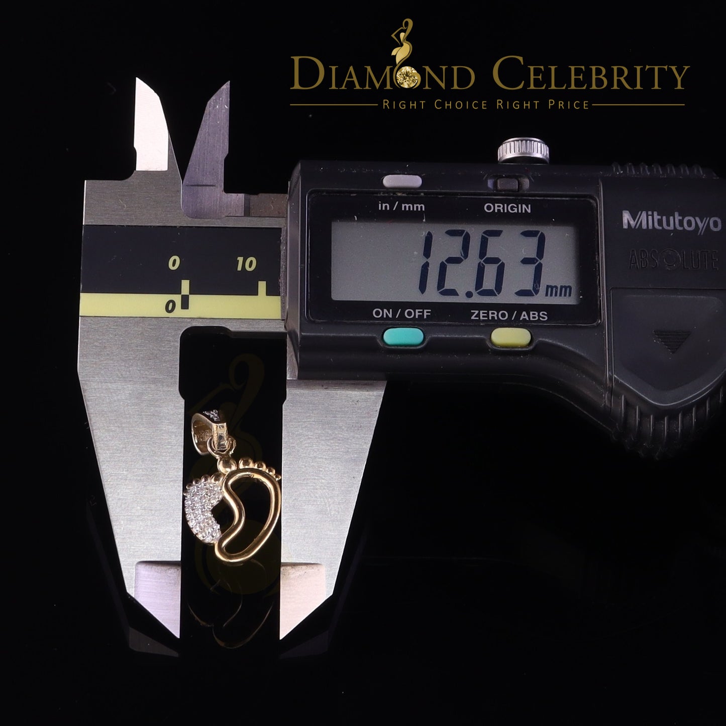 DiamondCelebritees First step Baby Feet Mother N Child 925 Silver Yellow 0.36ct Diamond CZ Pendant