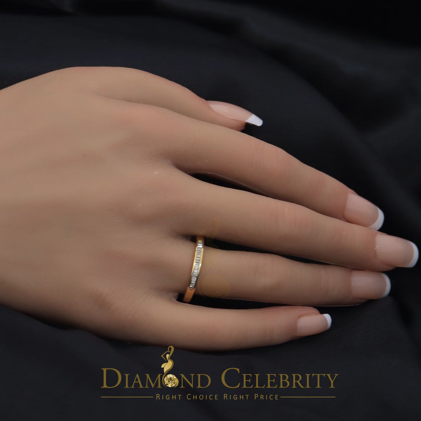 DiamondCelebritees 4.00ct 925 Sterling Yellow Silver Round Cubic Zirconia Women's/Men's Ring Size 9