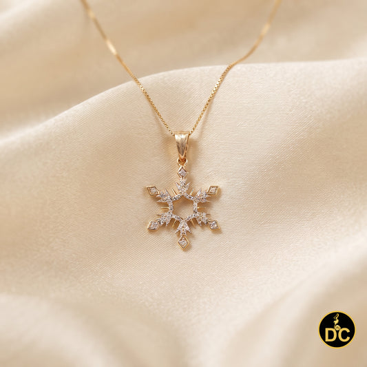 DiamondCelebritees 925 Sterling Yellow Silver Snowflake Pendant Necklace with 0.15ct Real Diamonds