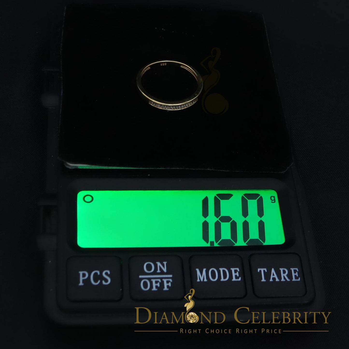 DiamondCelebritees 4.00ct 925 Sterling Yellow Silver Round Cubic Zirconia Women's/Men's Ring Size 9