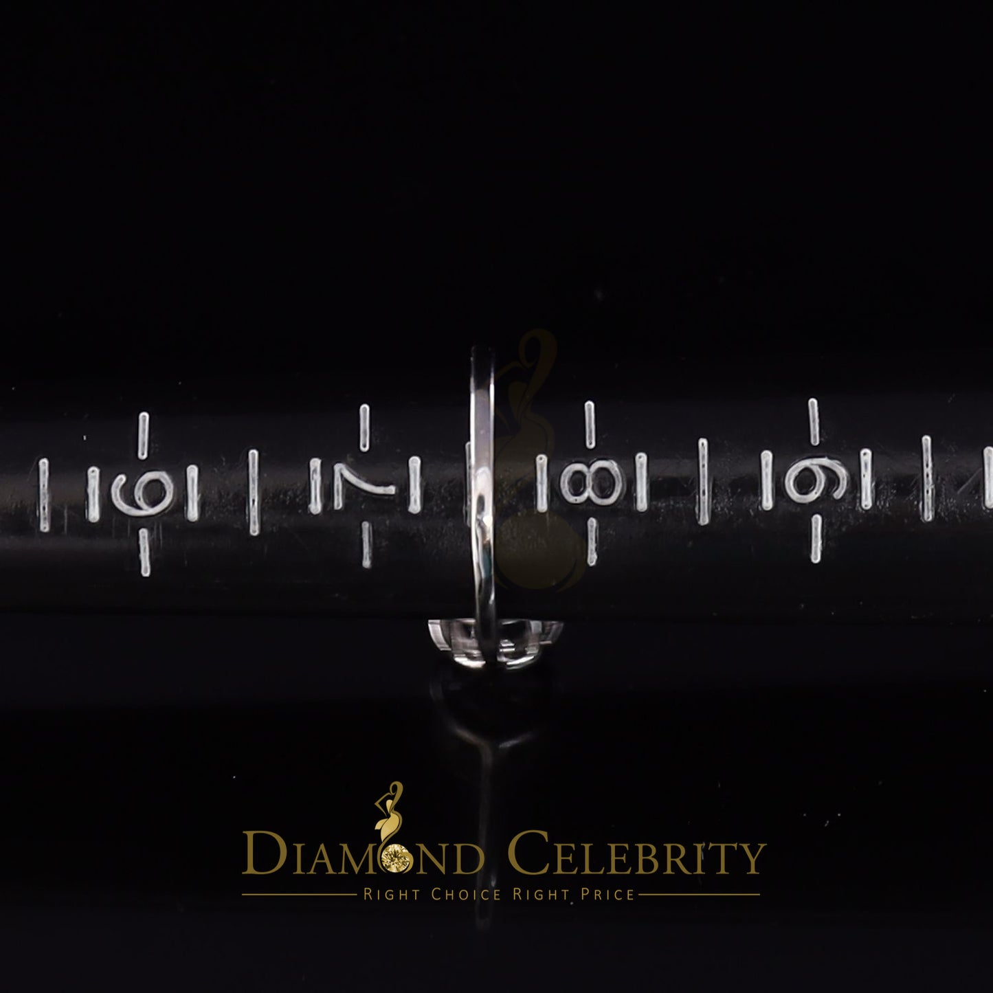 DiamondCelebritees 925 Sterling White Silver Cubic Zirconia Round Women's Ring Size 7.5