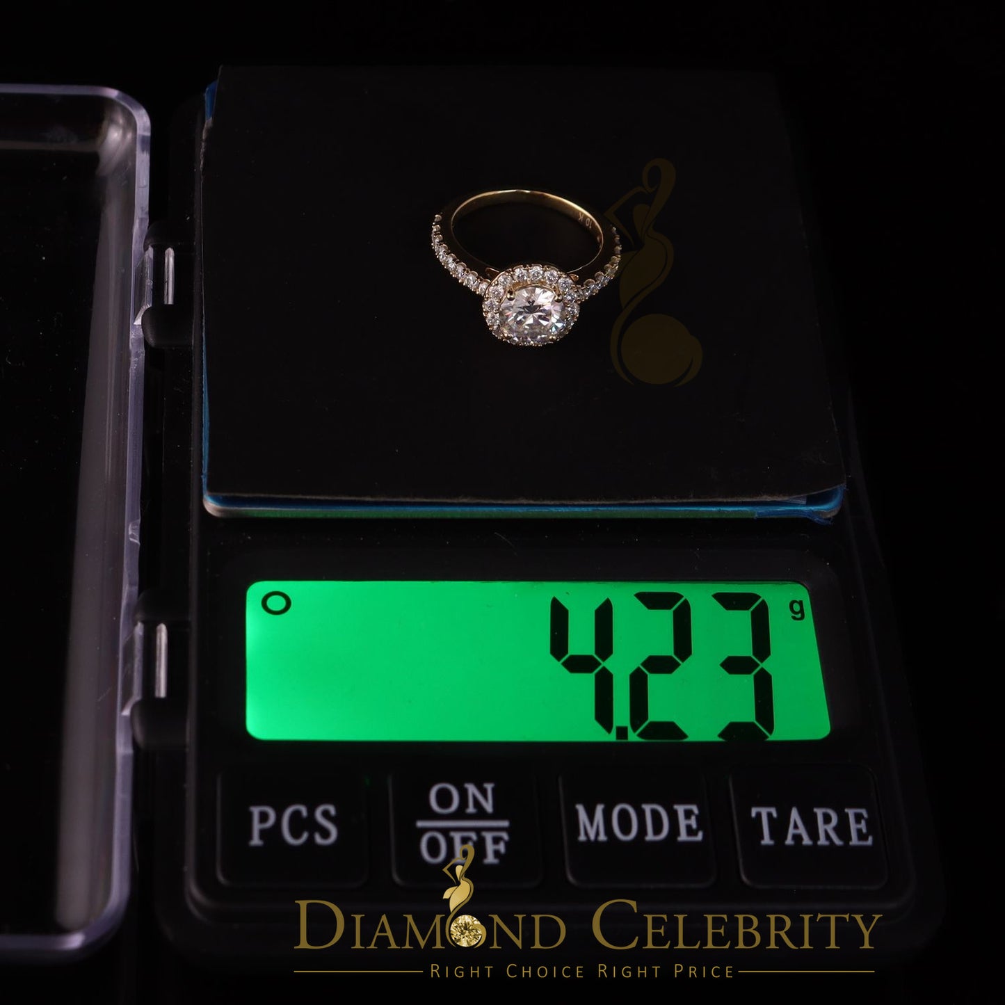 King Of Blings  10K Yellow Gold 3.00CT VVS' 'FL' D clr Round Moissonite Womens Ring S/7