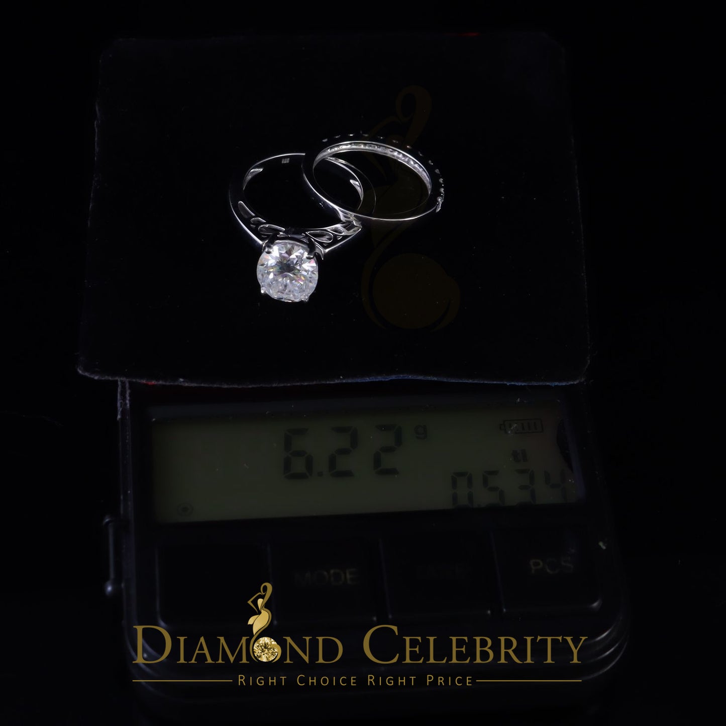 DiamondCelebritees Sterling Silver Mens/ Women Bridal Ring Oval Shape White 5.0ct Moissanite Size 8