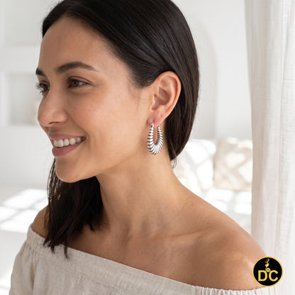 925 Silver 14mm Textured U-hoop or shrimp-style earrings with a ribbed pattern