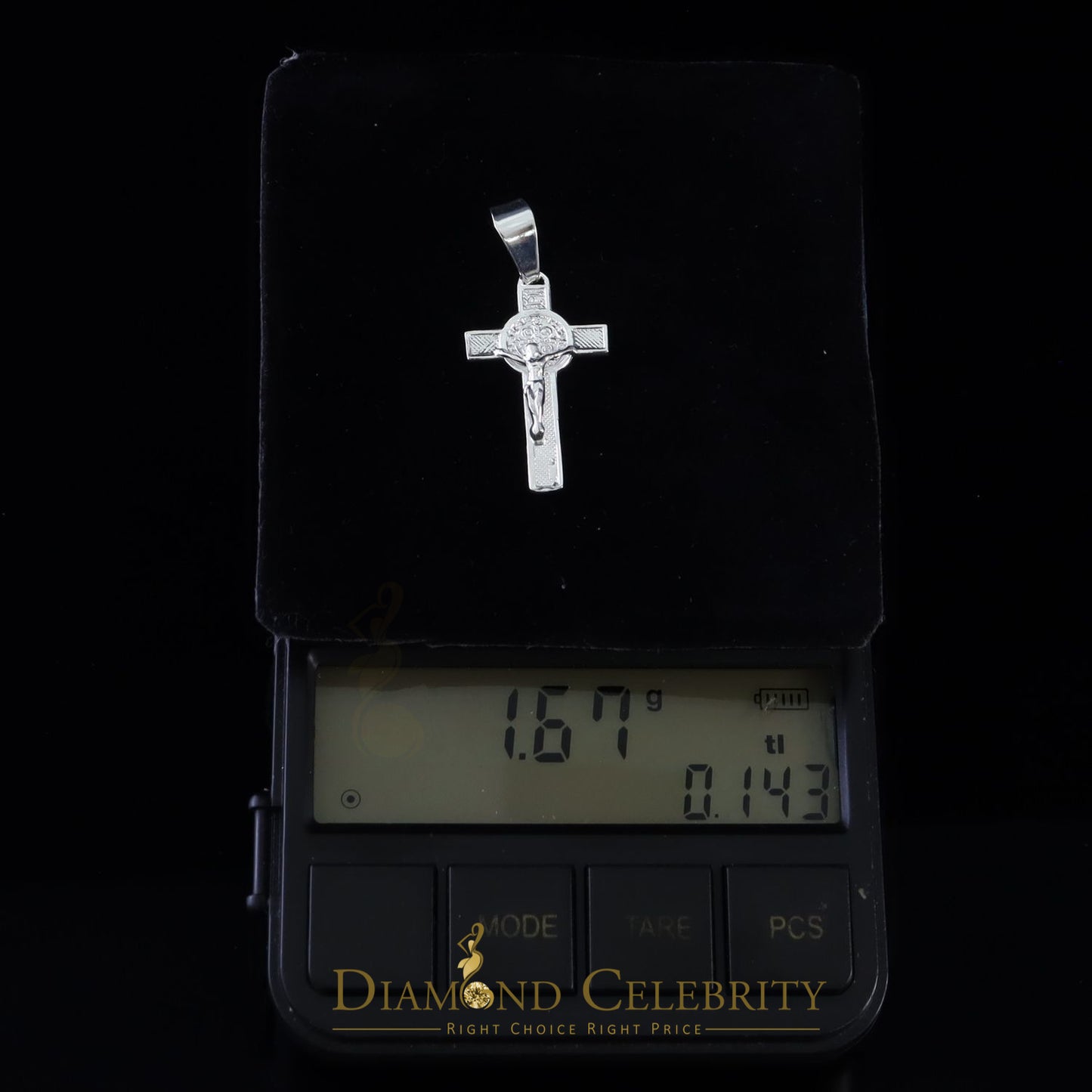 DiamondCelebritees 925 Sterling Silver Men's/Women's Jesus Cross Pendant White Religious