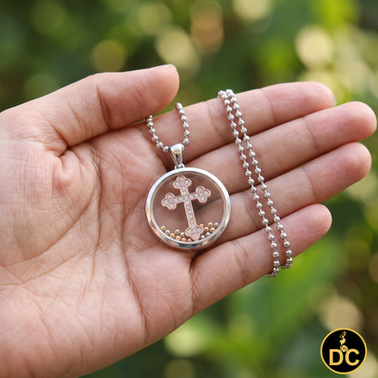 DiamondCelebritees Attractive White 925 Sterling Silver Charming Cross Pendant with Cubic Zirconia
