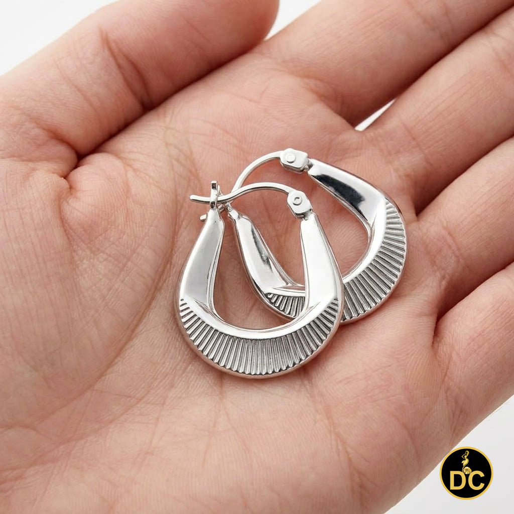 925 Silver Wide Sunburst Ribbed Scalloped Polished U shaped 17mm Hoop Earrings