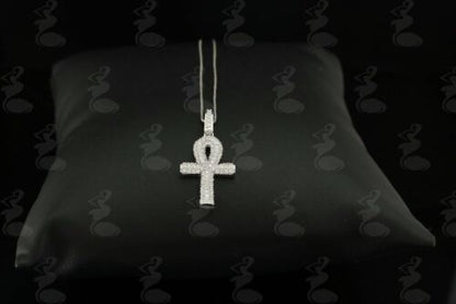 DiamondCelebritees Attractive White ANKH 925 Sterling Silver Pendant with 0.82ct Cubic Zirconia
