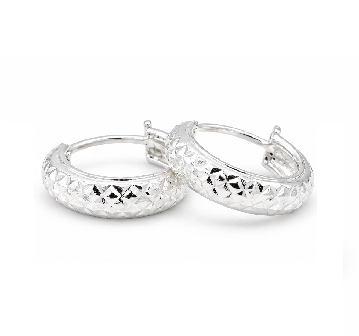 925 Sterling Silver Shiny Diamond-Cut Wide Reflective Textured 18mm Hoop Earring