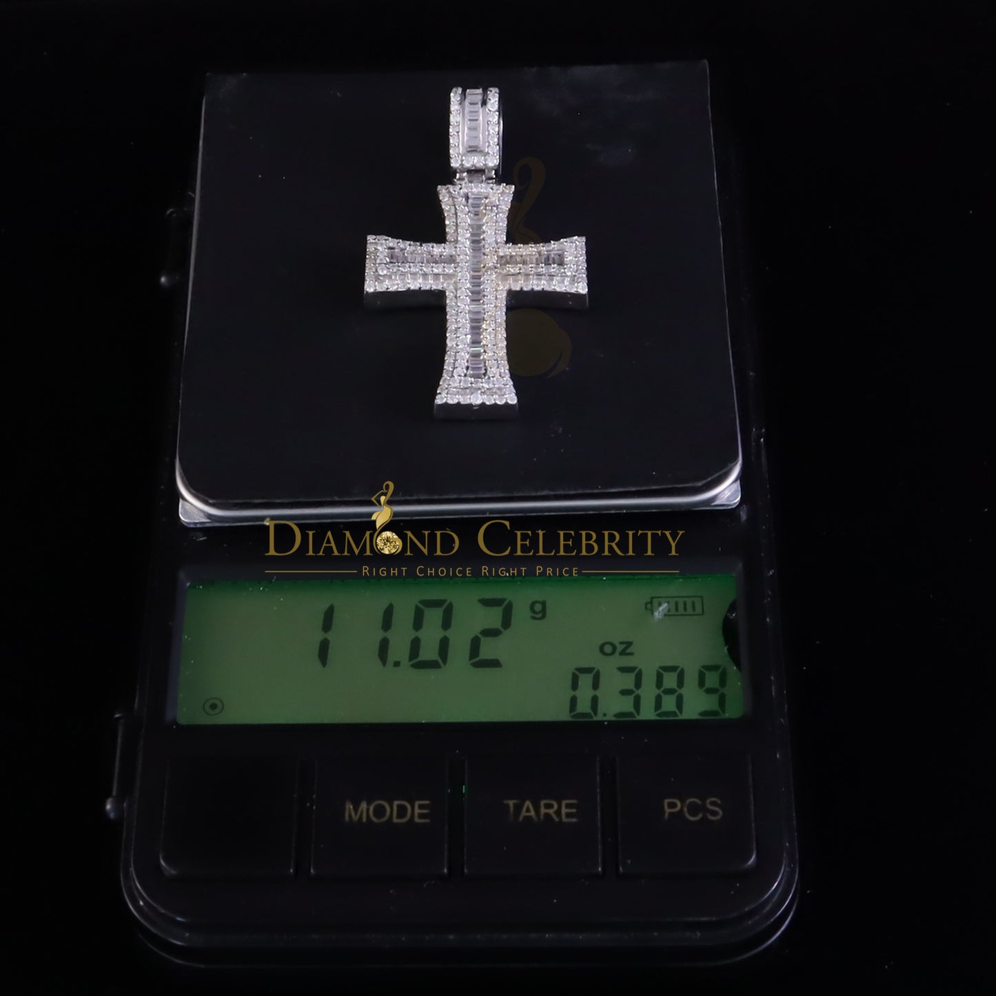 Diamondcelebritees  925 White Sterling Silver 2.25ct VVS D Clr. Moissanite Cross Pendant for Women's