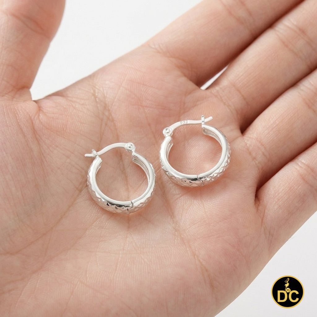 925 Sterling Silver Shiny Diamond-Cut Wide Reflective Textured 18mm Hoop Earring