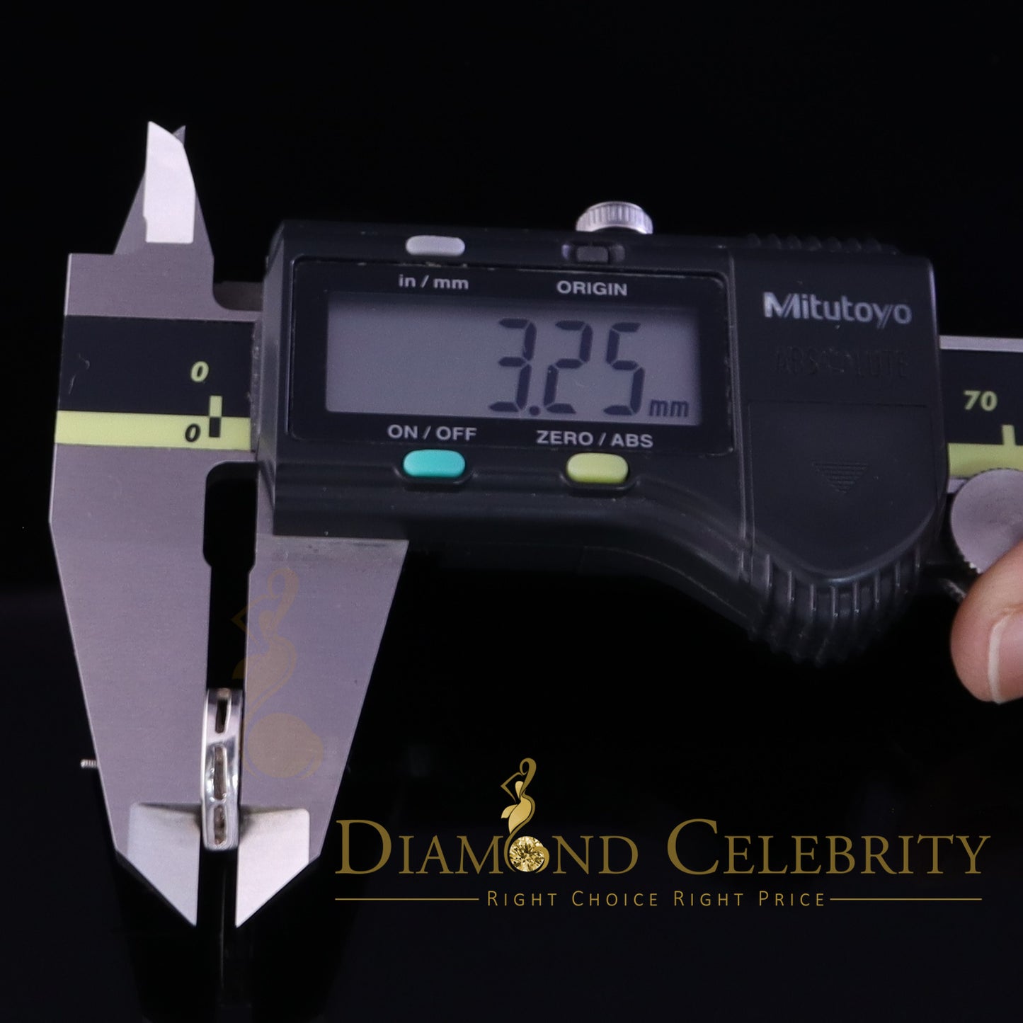 DiamondCelebritees  925 Sterling White Silver 0.71ct Cubic Zirconia Heart Women's Stud Earrings