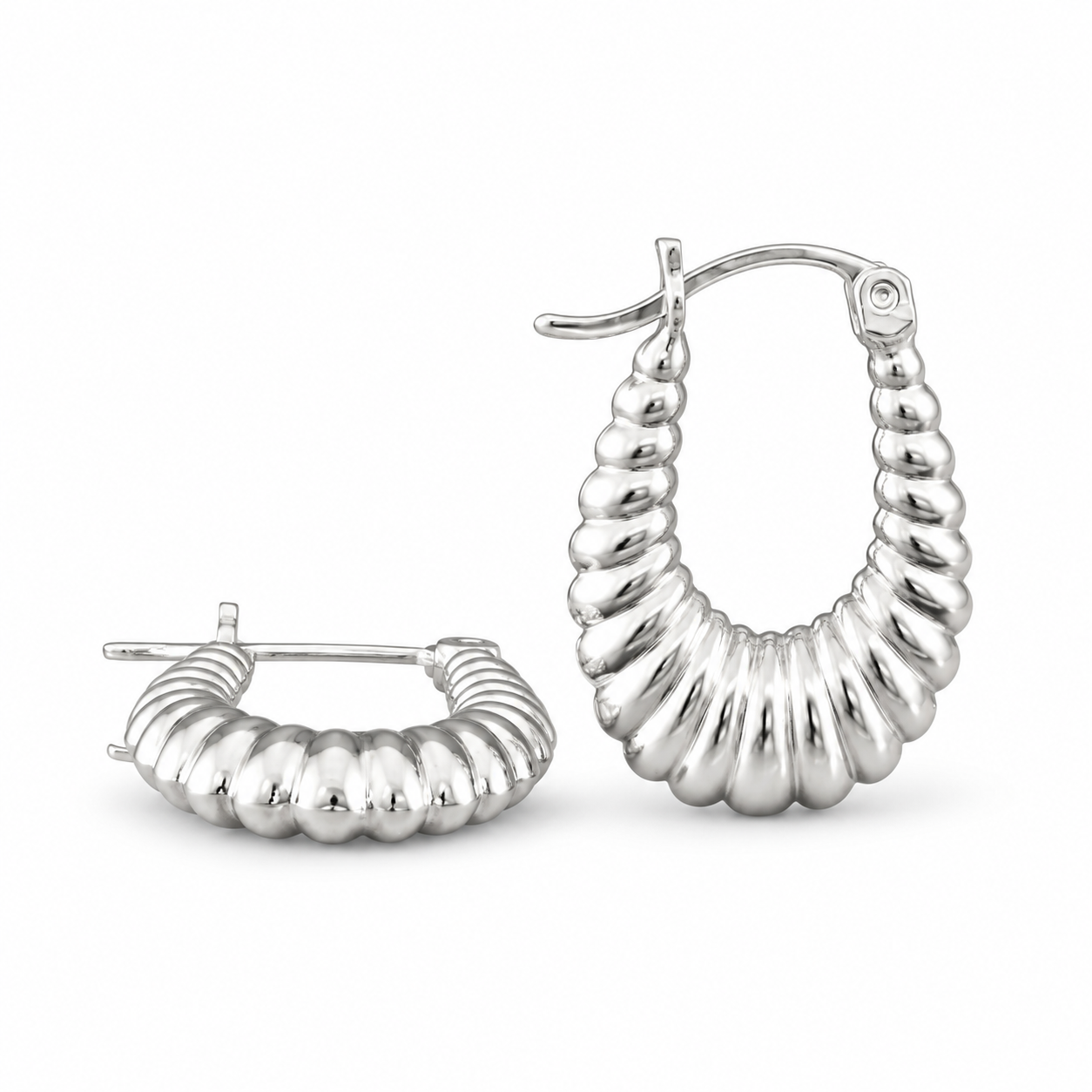 925 Silver 14mm Textured U-hoop or shrimp-style earrings with a ribbed pattern