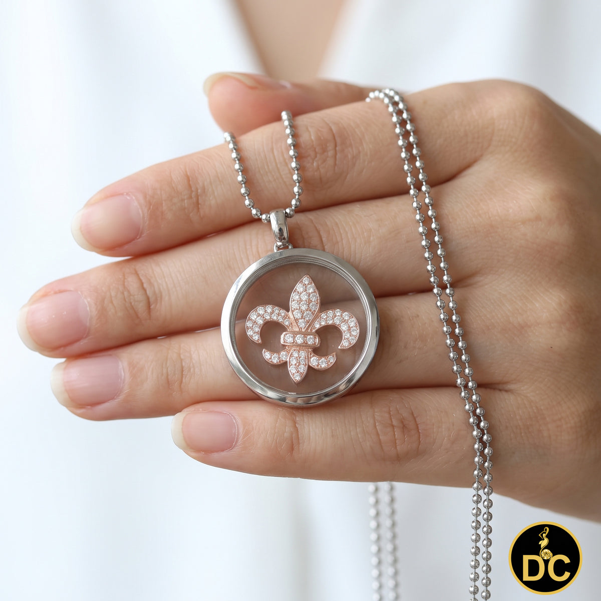 DiamondCelebritees 925 White Sterling Silver Fleur-de-Lis Floating Glass 1ct Cubic Zircon Pendant