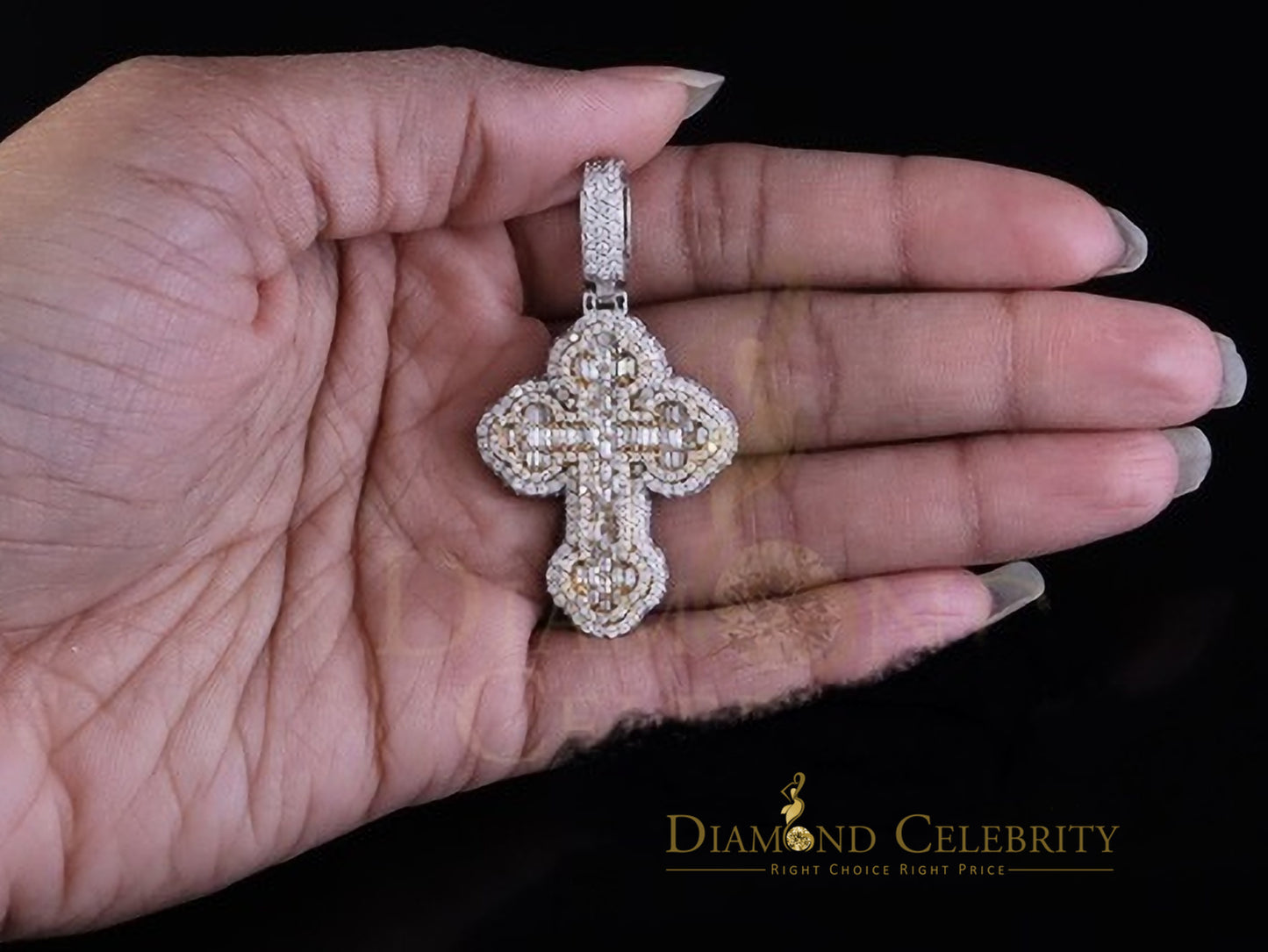 Diamondcelebritees  New Buttony Cross 925 Silver White 4.50ct VVS D Moissanite Pendant Men's/Womens