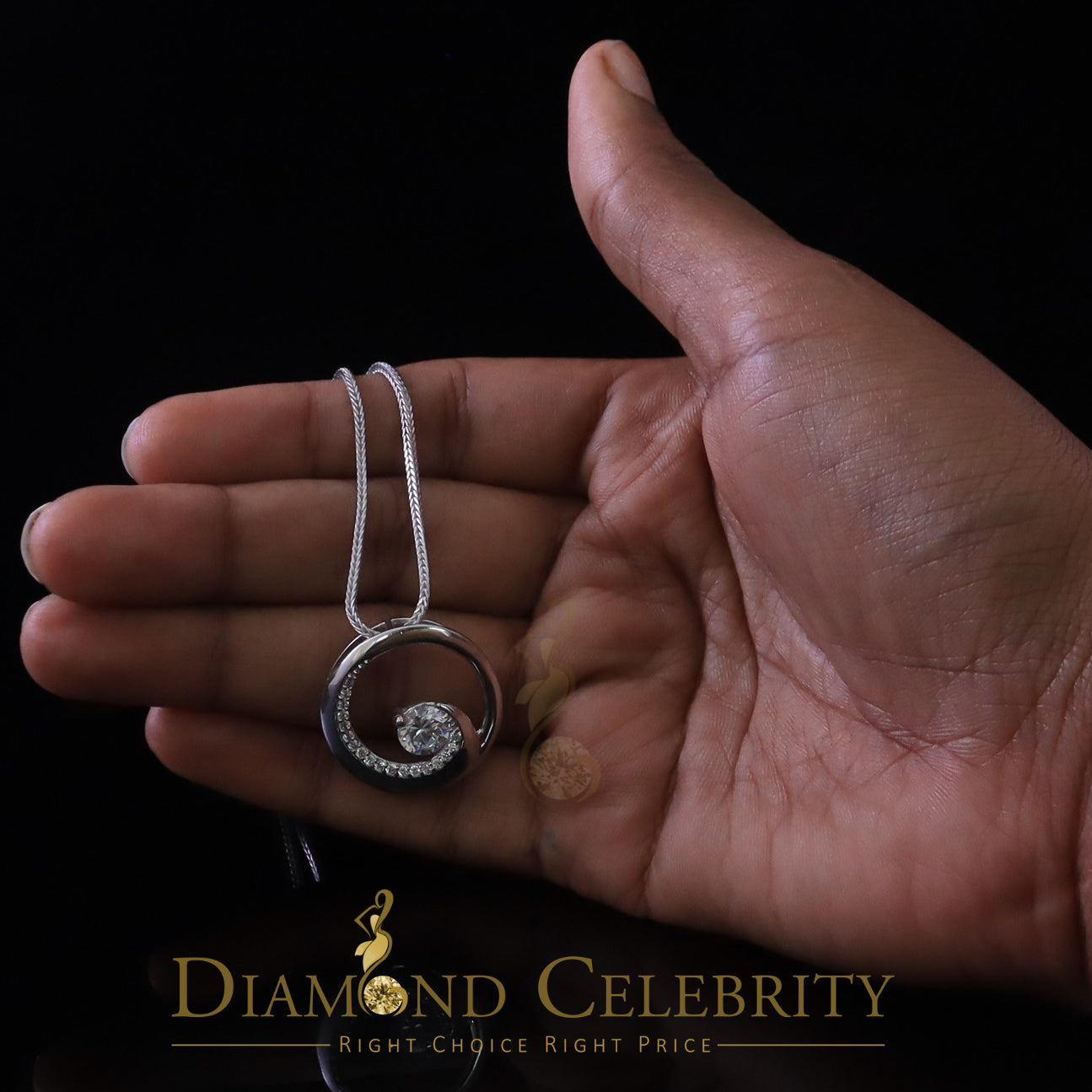 DiamondCelebritees Fancy Circle Shape 2.50ct Sterling Silver White Pendant Cubic Zirconia Stone